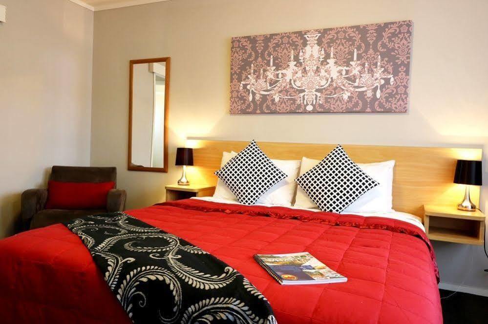Boundary Court Motor Inn Гамільтон Екстер'єр фото