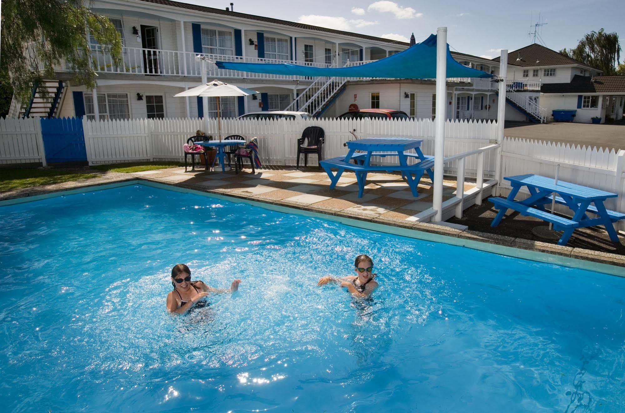 Boundary Court Motor Inn Гамільтон Екстер'єр фото