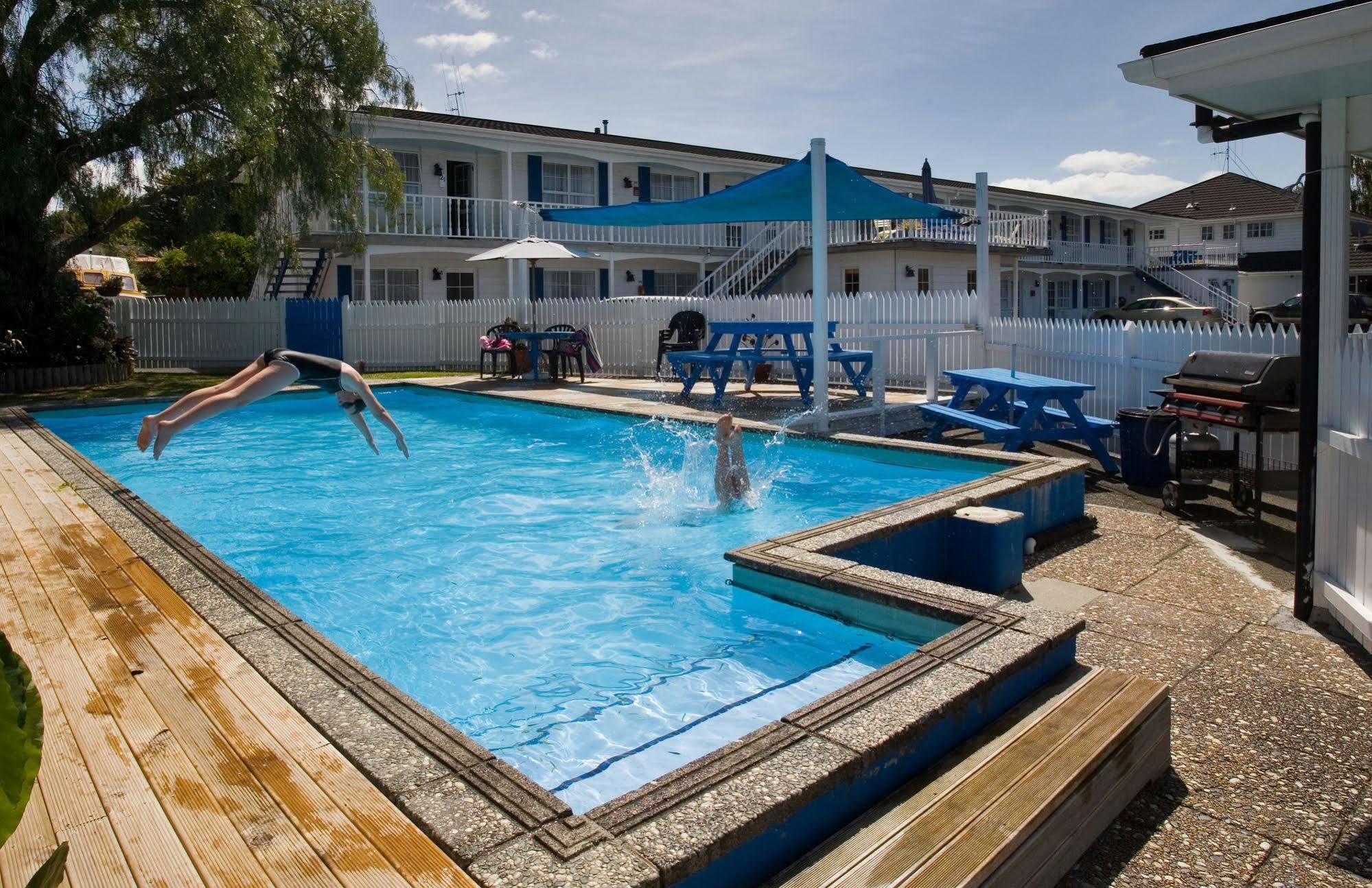 Boundary Court Motor Inn Гамільтон Екстер'єр фото